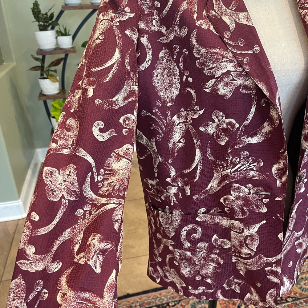 Xsmall Anne Klein Floral Blazer. Runs Big( Fits More Like Medium)